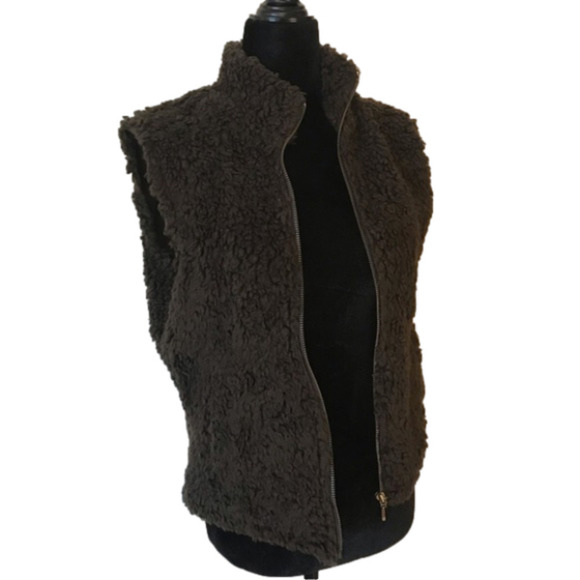 Boden Women’s Medium Fuzzy Brown Vest. - Picture 1 of 5